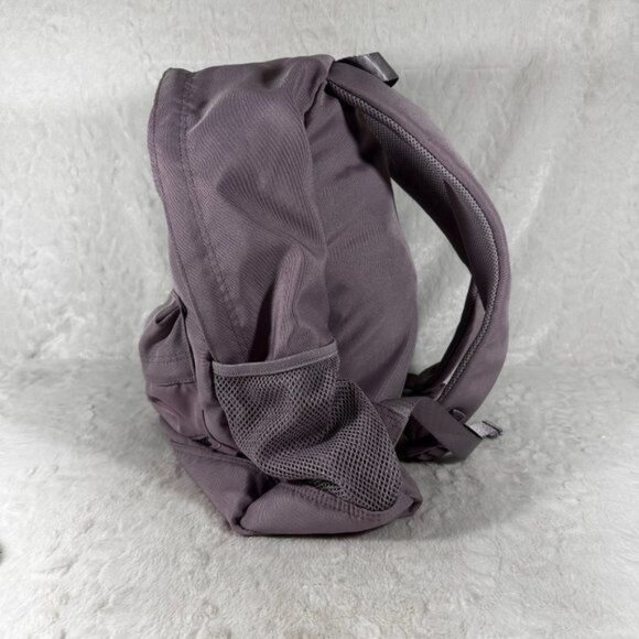 VS PINK Classic Backpack Color Dreamy Lilac Victoria's Secret - Picture 6 of 10